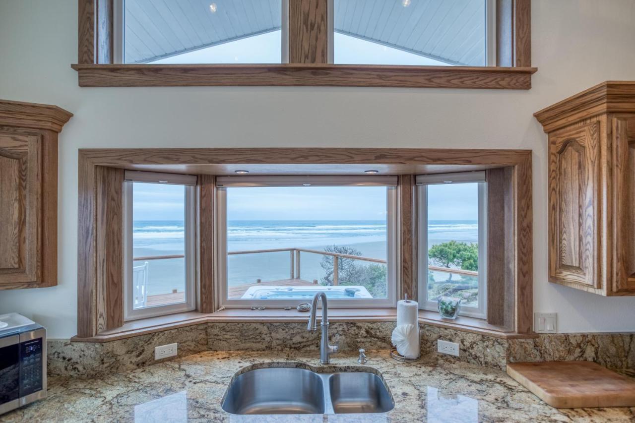 Villa Sunset Edge Of The Continent Waldport Exterior foto